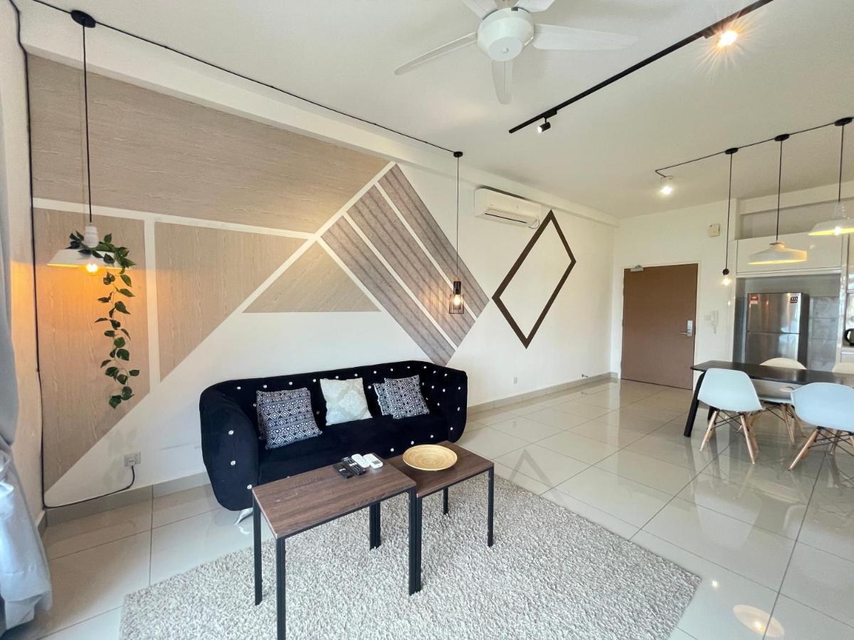 Meridin Medini By Wp Homestay Nusajaya  Exterior foto