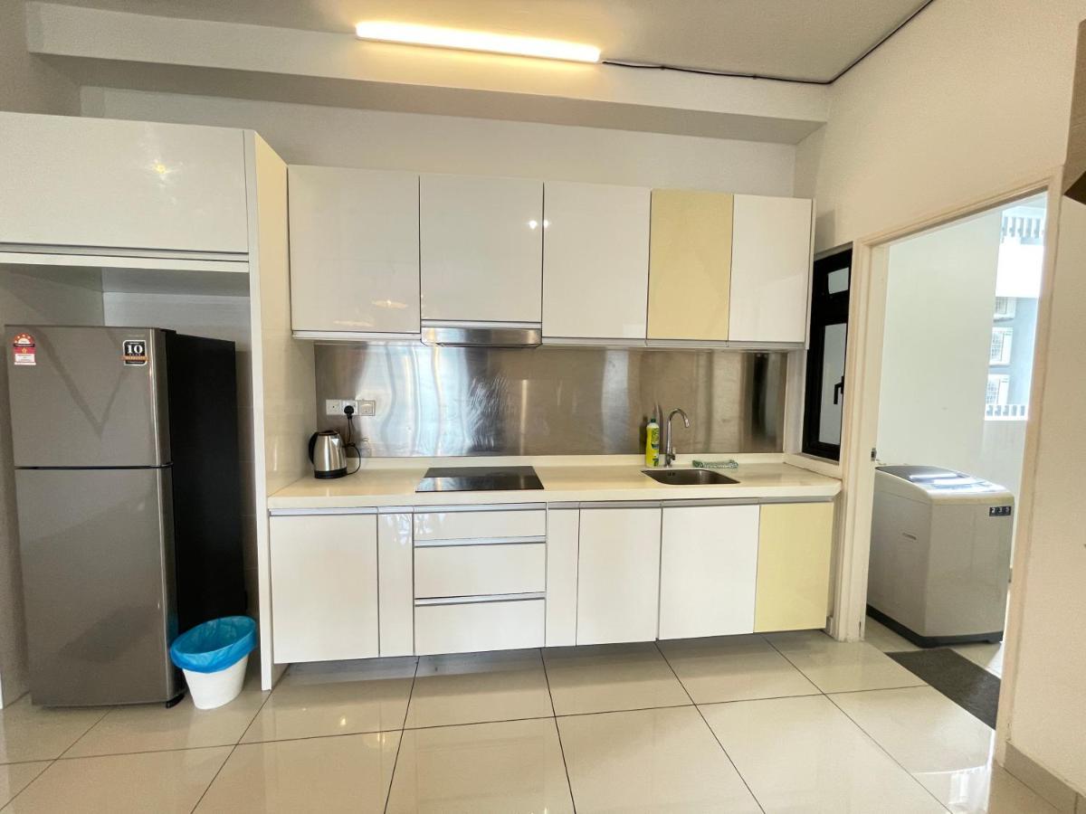 Meridin Medini By Wp Homestay Nusajaya  Exterior foto